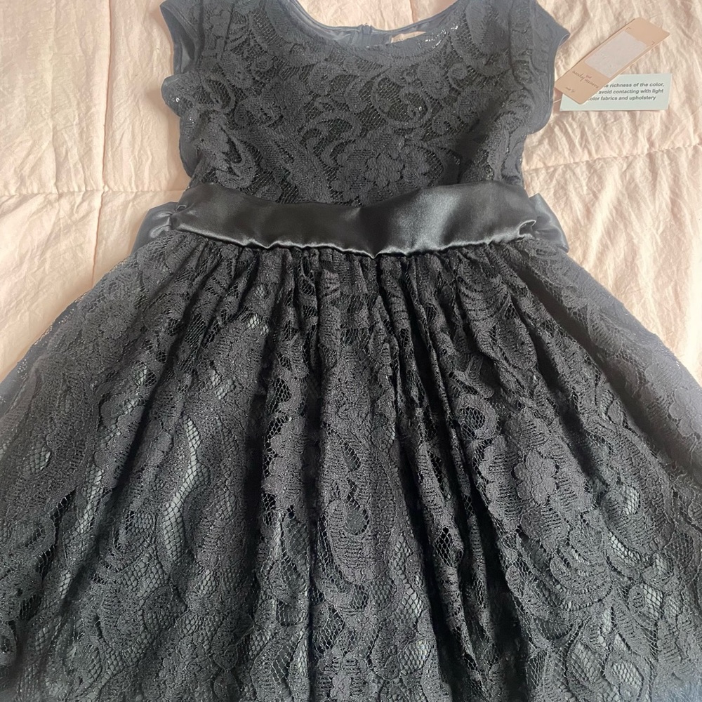 Nanette  Lepore  kids Black dress size  M 10-12  sleeveless with zipper closure